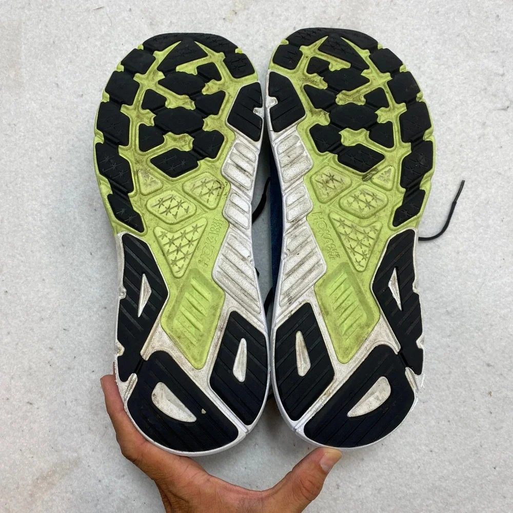 Hoka One One see tears